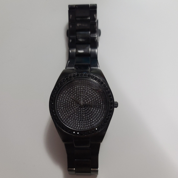 Black Guess watch - Picture 1 of 5